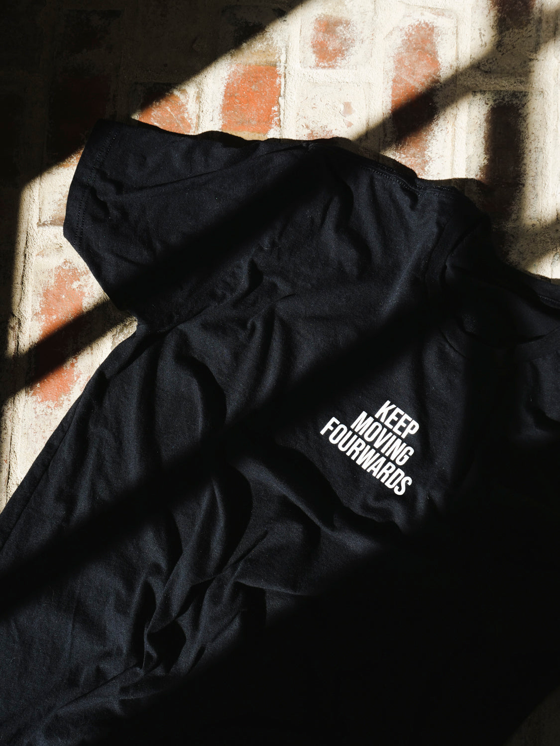 MANTRA TEE